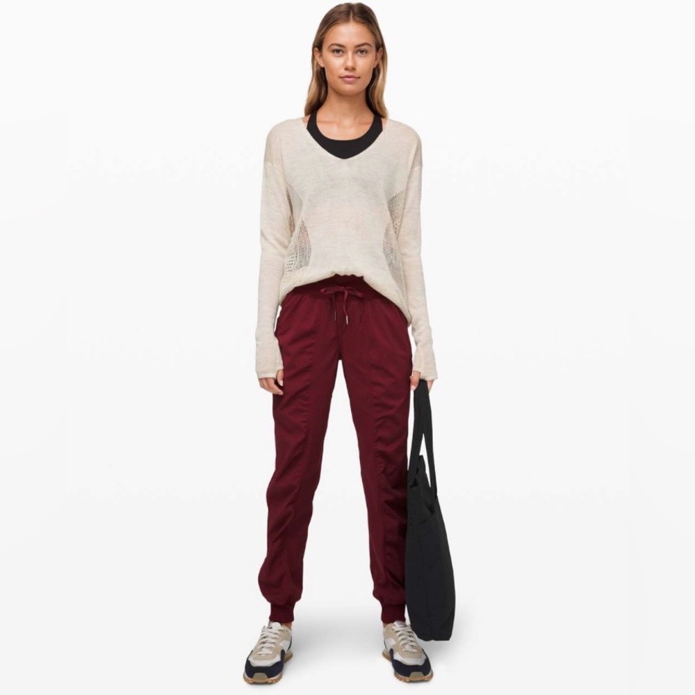 Lululemon | Dance Studio Jogger | Deep Rouge‎ | Size 6 - Picture 5 of 12
